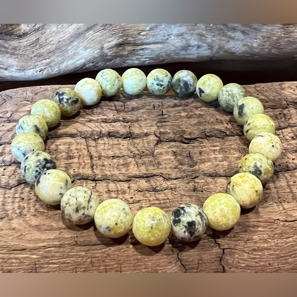 New Lemon Jade Bracelet Natural Stone Beaded Stretchy Yellow Green (8mm) - Picture 2 of 5